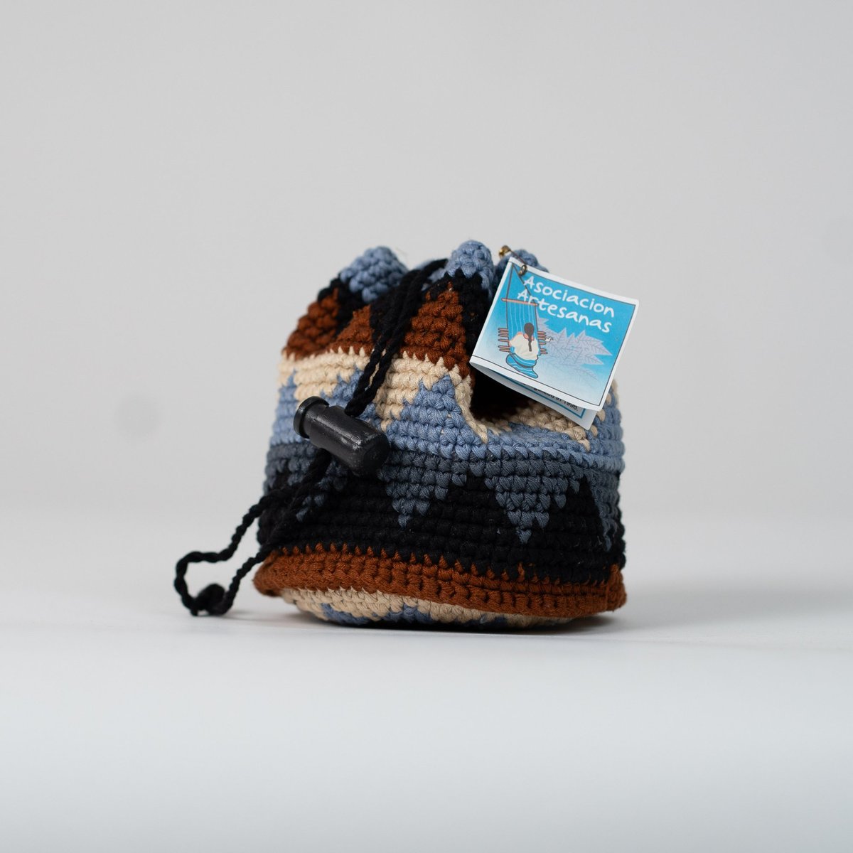 Bolsita de crochet montañas